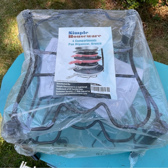 4 Compartments Pan Organizer Bronze New In Package - Picture 3 of 6